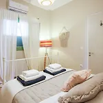Thalia Apartament