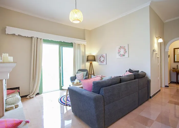 Apartment Thalia *