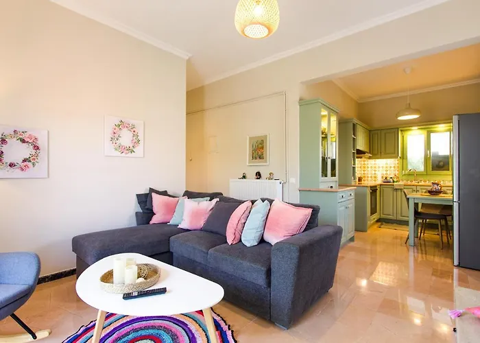 Thalia Apartment *
