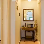 Thalia Apartman