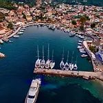 Thalia * Κασσιόπη