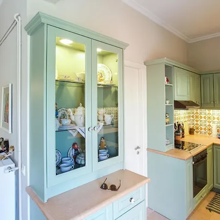 Thalia Apartament *