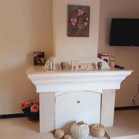 Thalia Apartment